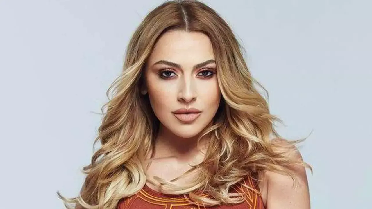 Şarkıcı Hadise’nin üç program sunucusuna açtığı tazminat davasında karar