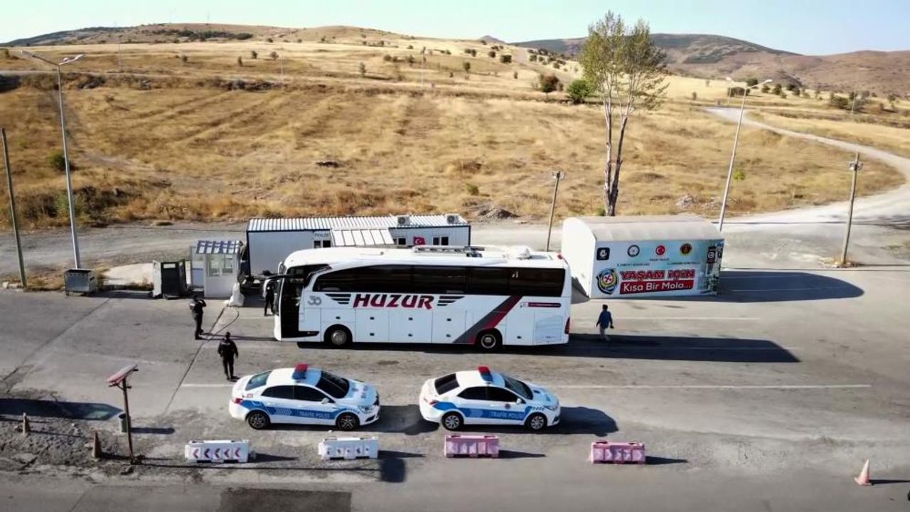 Yozgat'ın önemli kavşak noktasında denetimler iyice sıkılaştı!