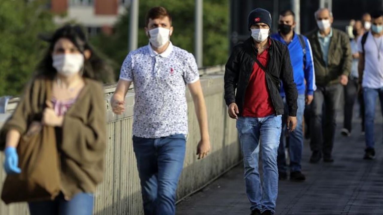 Eris varyantı hakkında net konuştu: "Yayılım artacak"