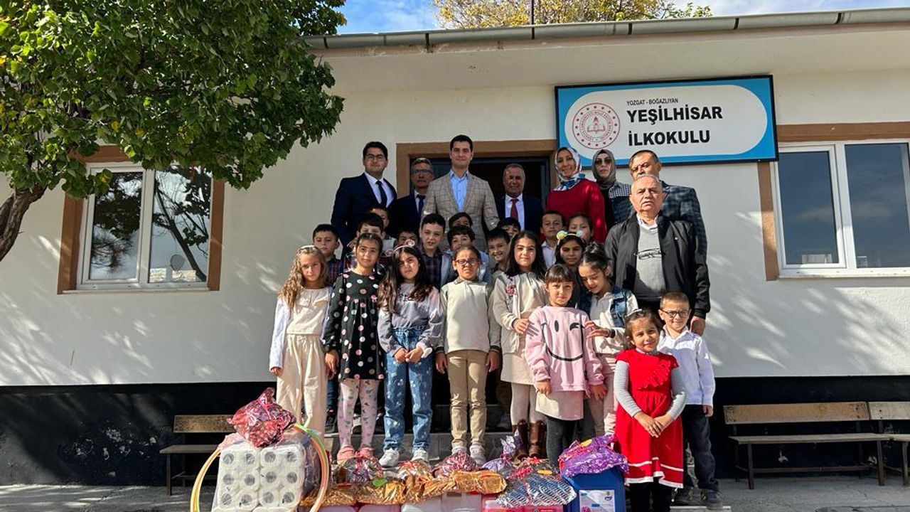 Boğazlıyan'da Cumhuriyetin 100. Yılına özel kitap kampanyası ve kardeş okul projesi