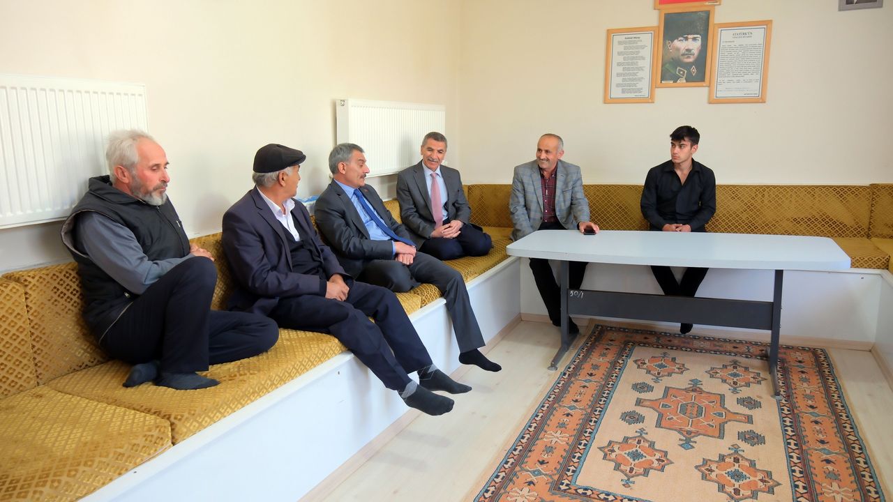 Köy ziyaretleri devam ediyor