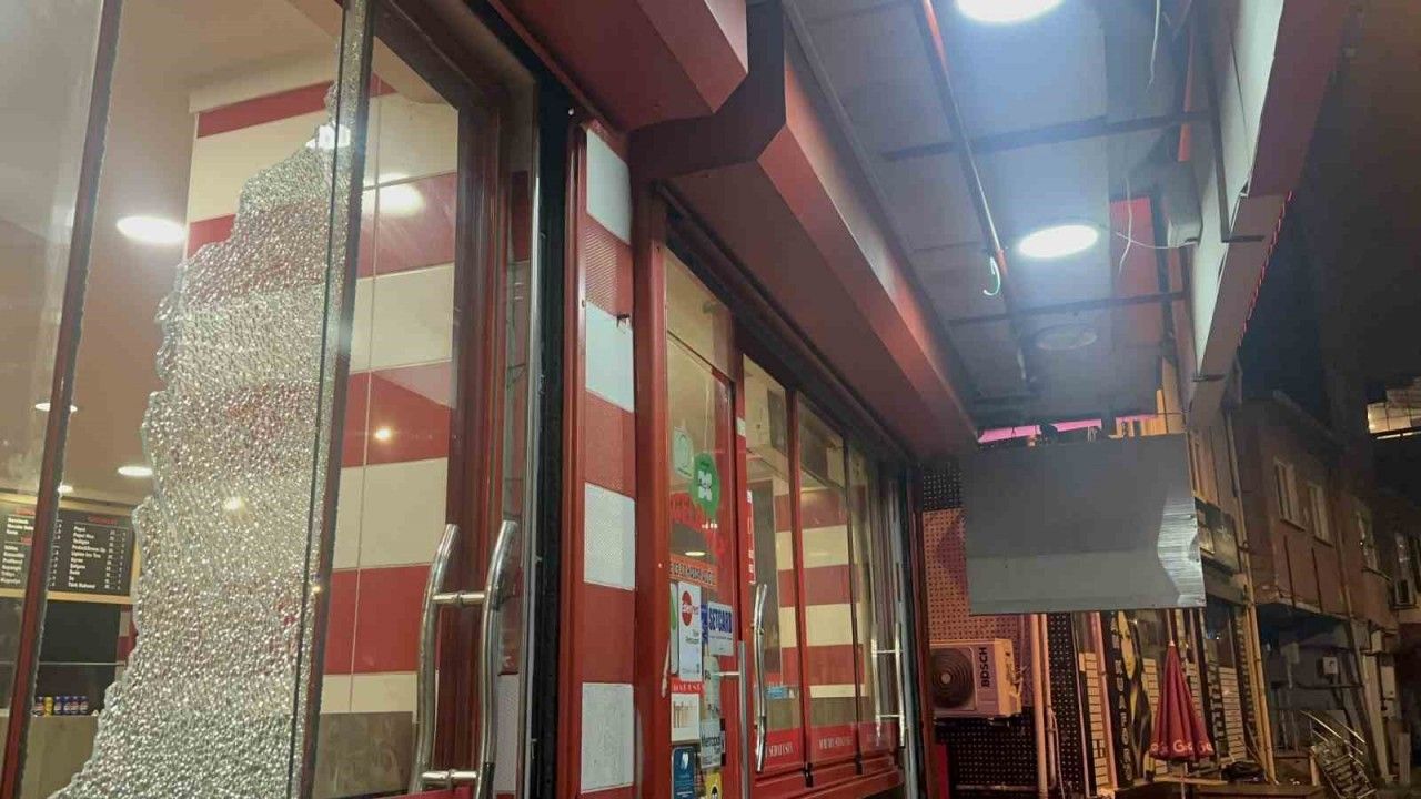 Restorana pompalı silahla saldırı: 2’si ağır 5 yaralı