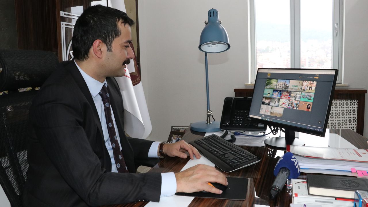 Yozgat Cumhuriyet Başsavcısı Recep Sevgili Yılın Kareleri'ni oyladı
