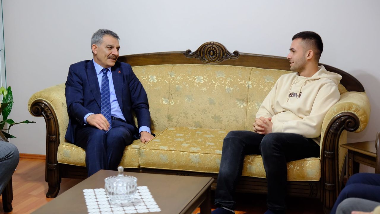 Vali Özkan Kuzey Irak gazisini ziyaret etti