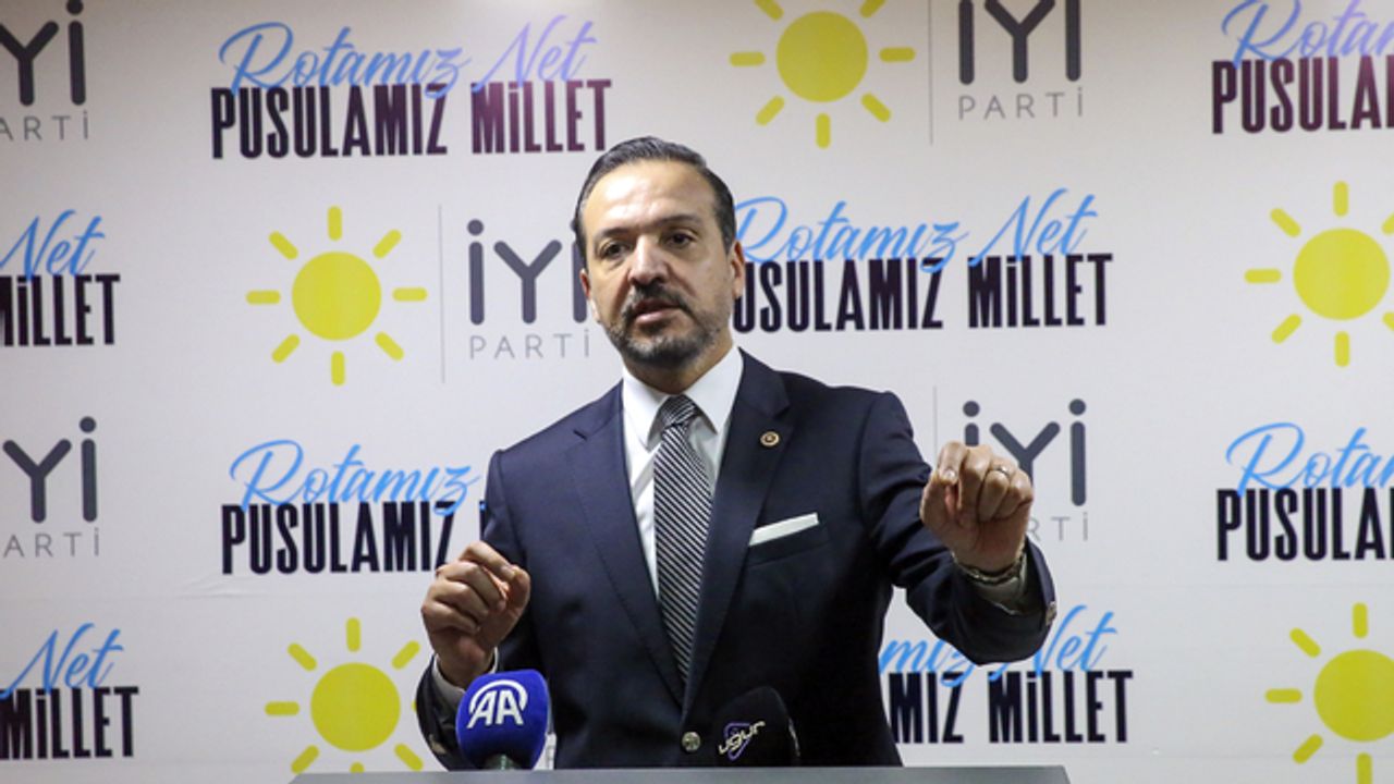 Zorlu, "Seçimde projeler ve irade belirleyici olacak"