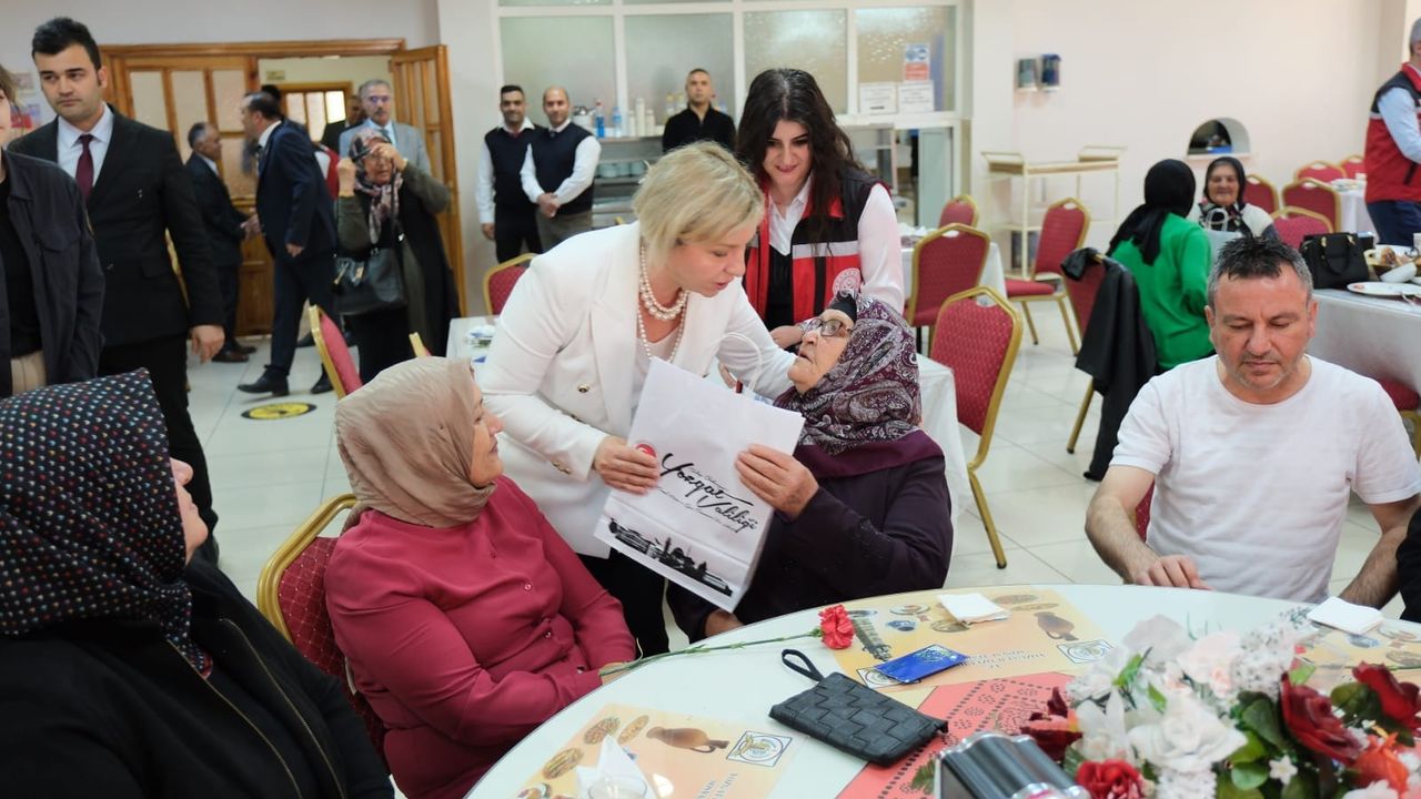 Yozgat'ta annelerle bir araya geldiler!