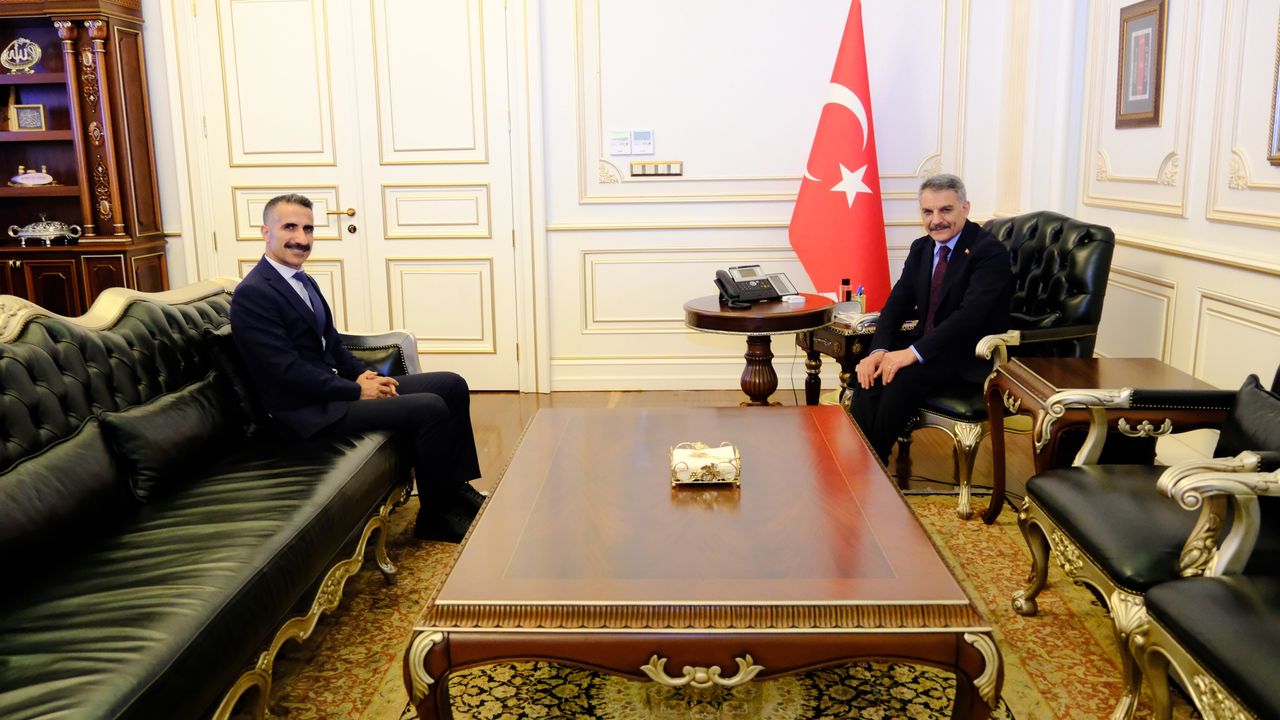 Tunceli vatandaşlarından Vali Özkan'a selam!