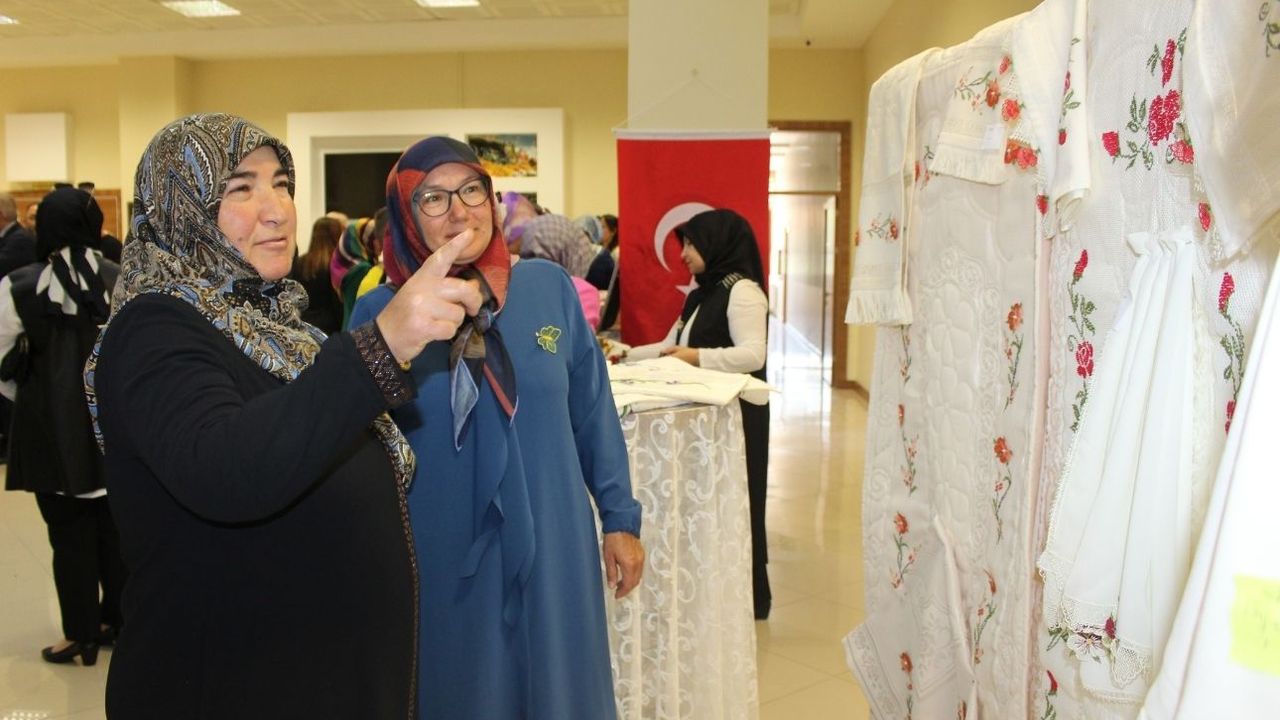 Yozgat'ta zarafetin sergisi göz doldurdu