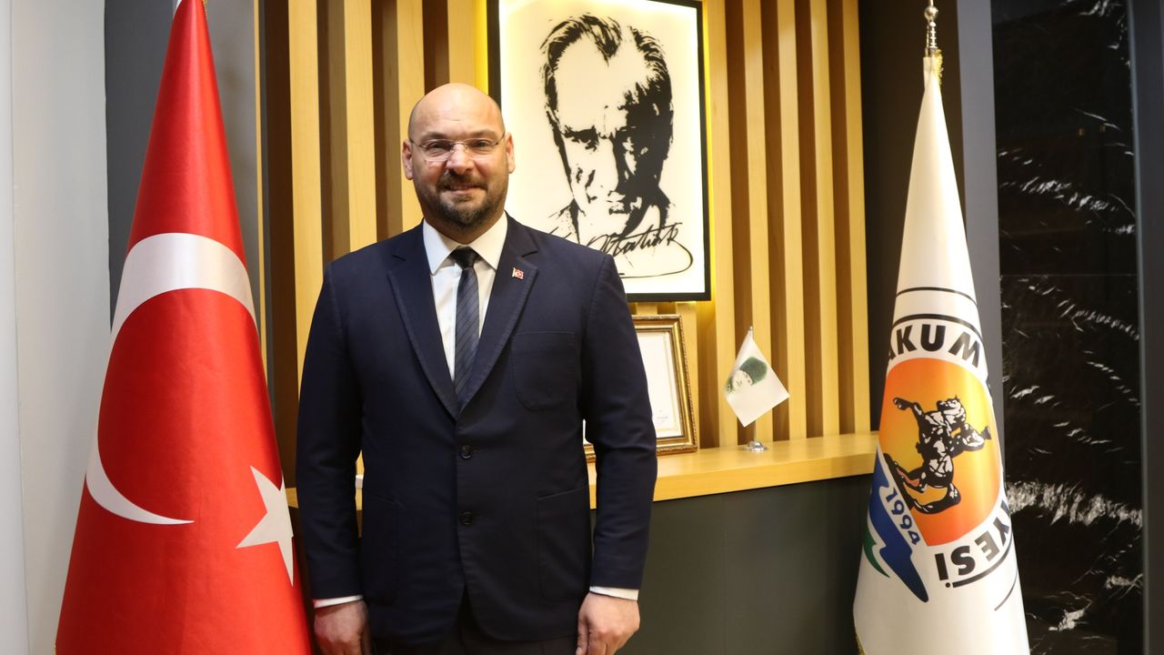 Serhat Türkel kimdir?