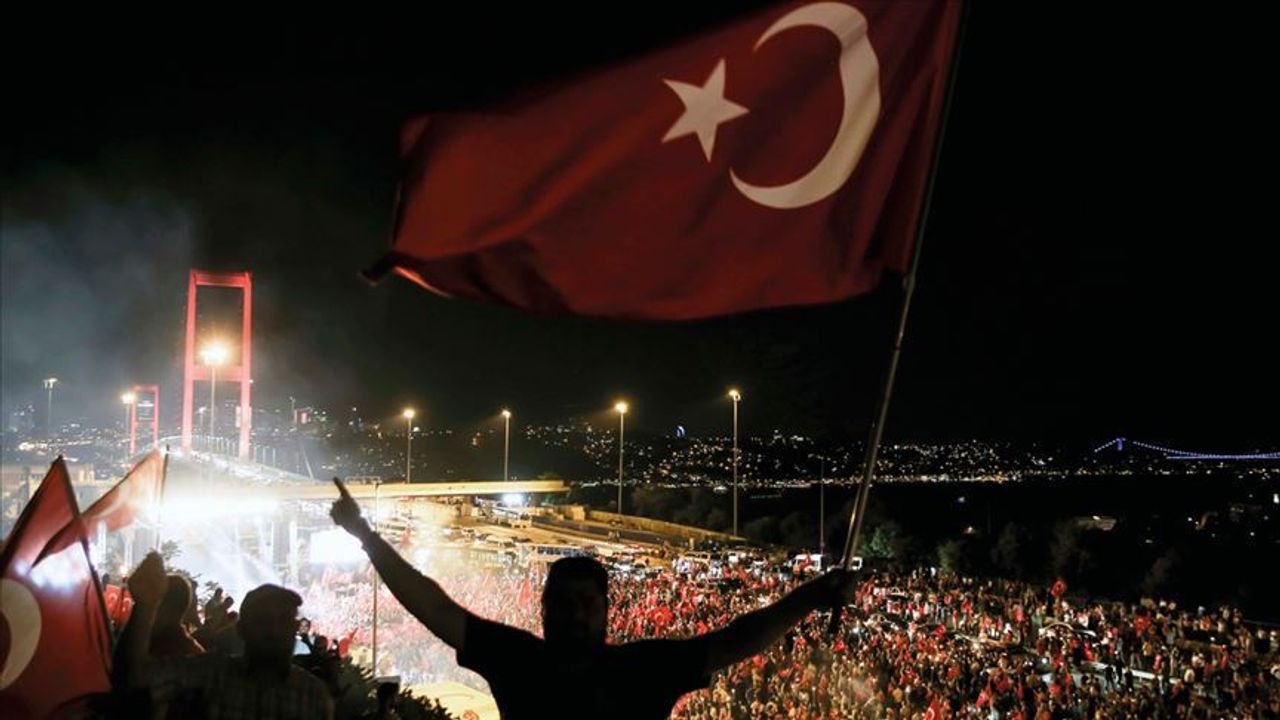 15 Temmuz resmi tatil mi?