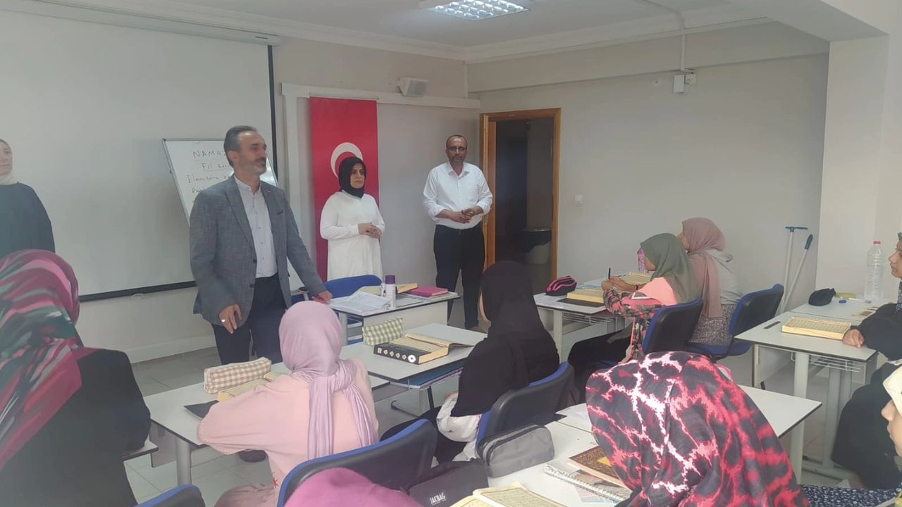 Yozgat'ta eğitimler başladı! İl Müftüsü tavsiyelerde bulundu