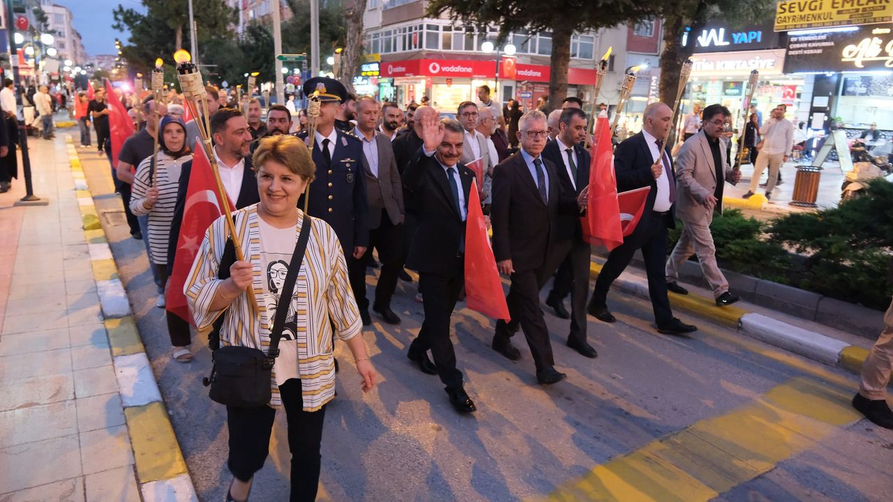 Yozgat'ta fener alayı düzenlendi