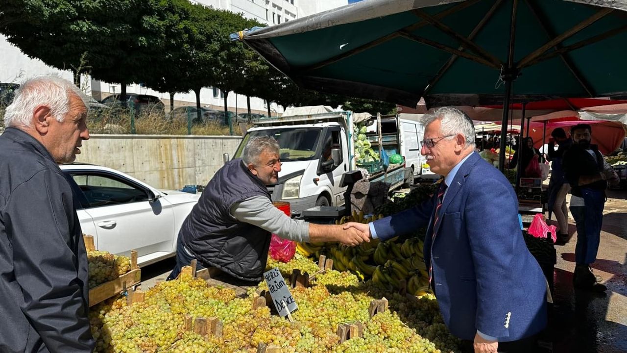 Kazım Arslan’dan pazaryeri ziyareti