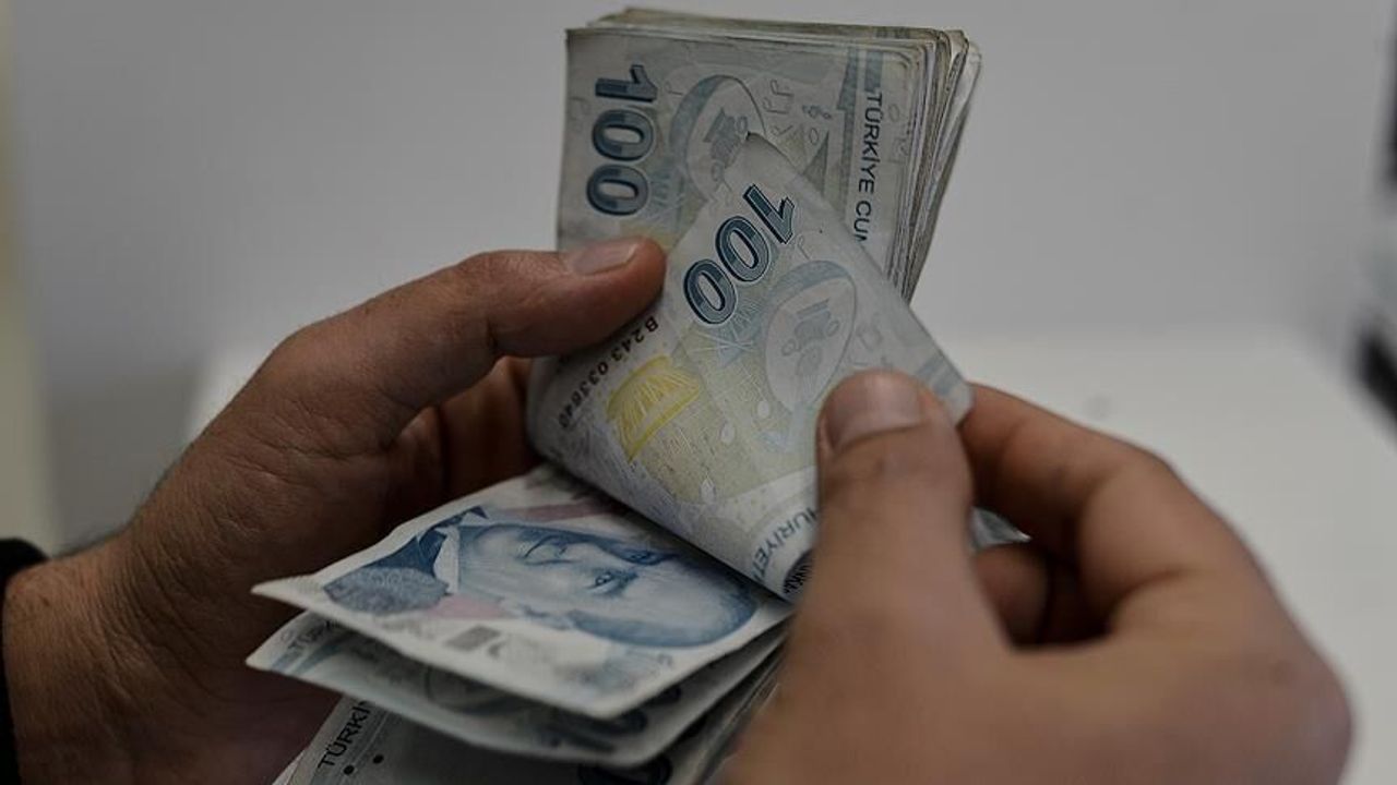 Yeni yılda vatandaşları yeni zamlar bekliyor!