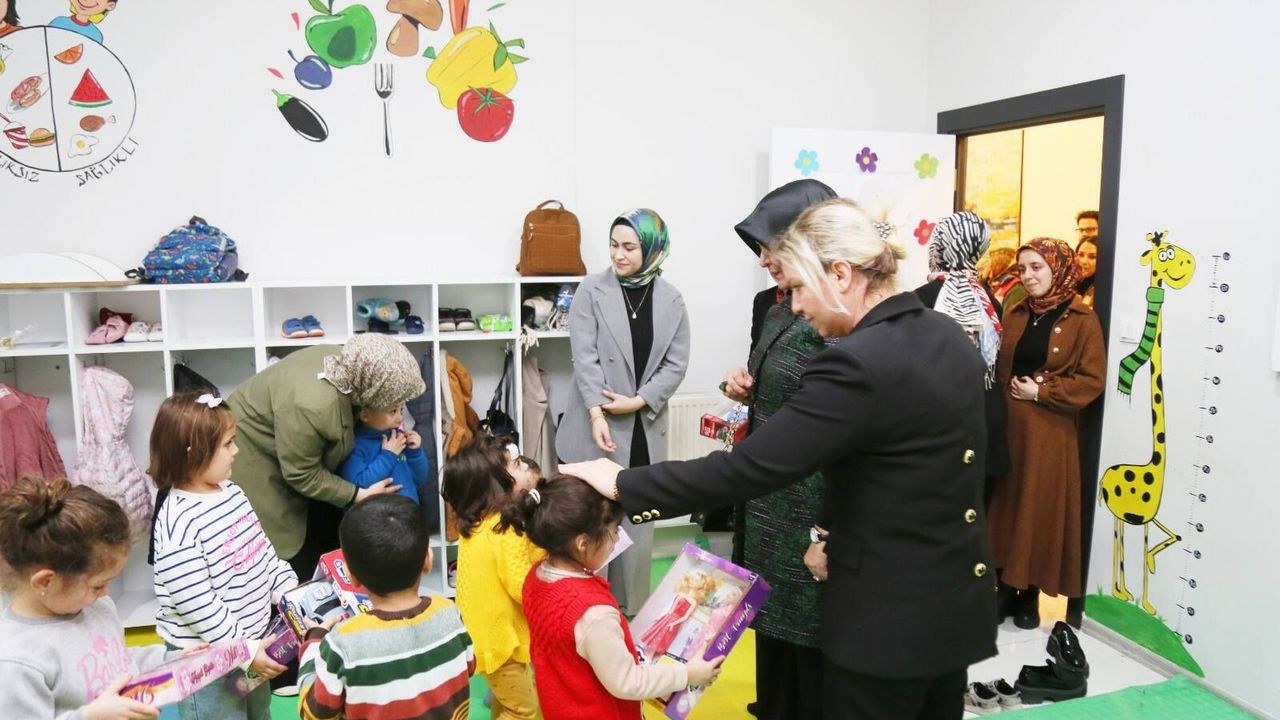 Bakım ve Rehabilitasyon Merkezi'ne anlamlı ziyaret
