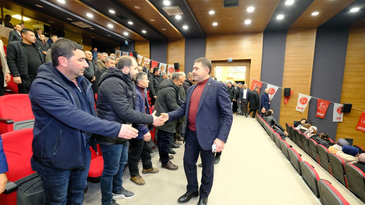 Milletvekili Sedef Akdağmadeni’nde halkla buluştu