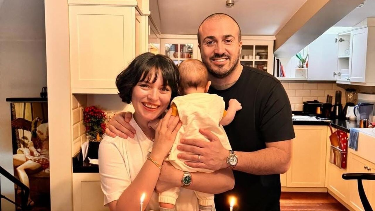 Ezgi Mola’nın eşi Mustafa Aksakallı kimdir?