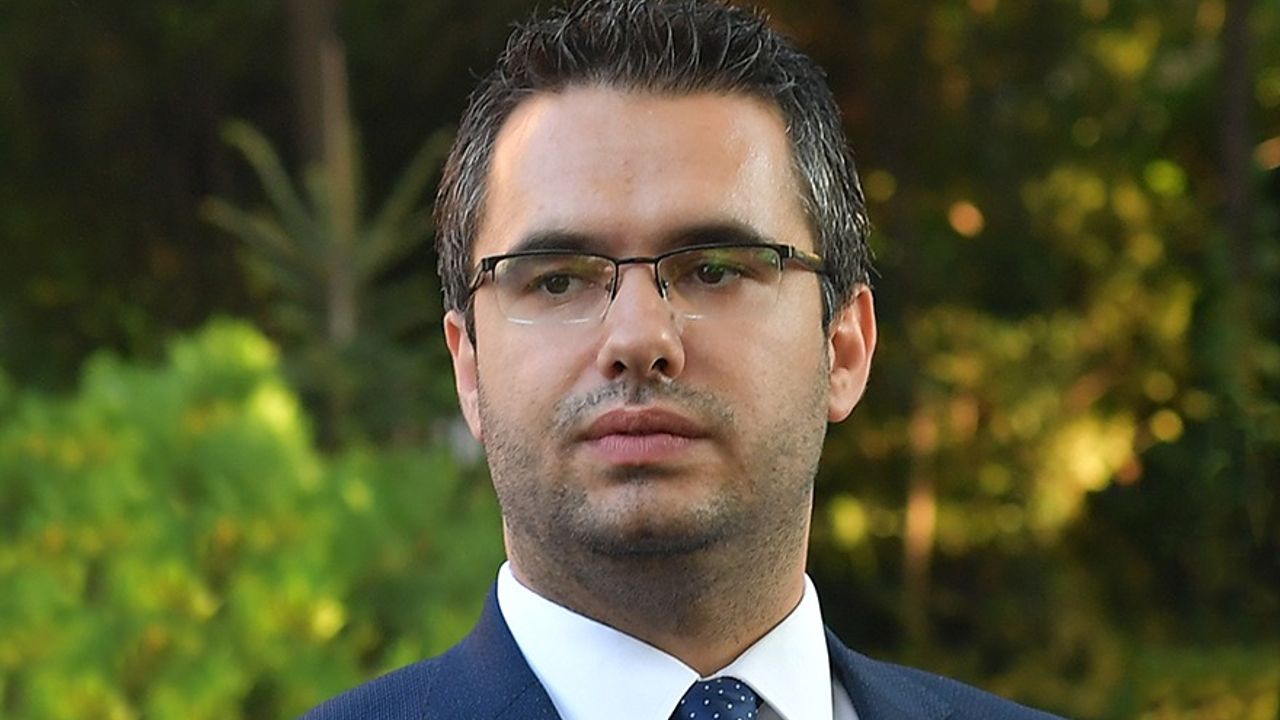 İstifasıyla gündeme gelen Mansur Yavaş'ın basın danışmanı Volkan Memduh Gültekin kimdir?