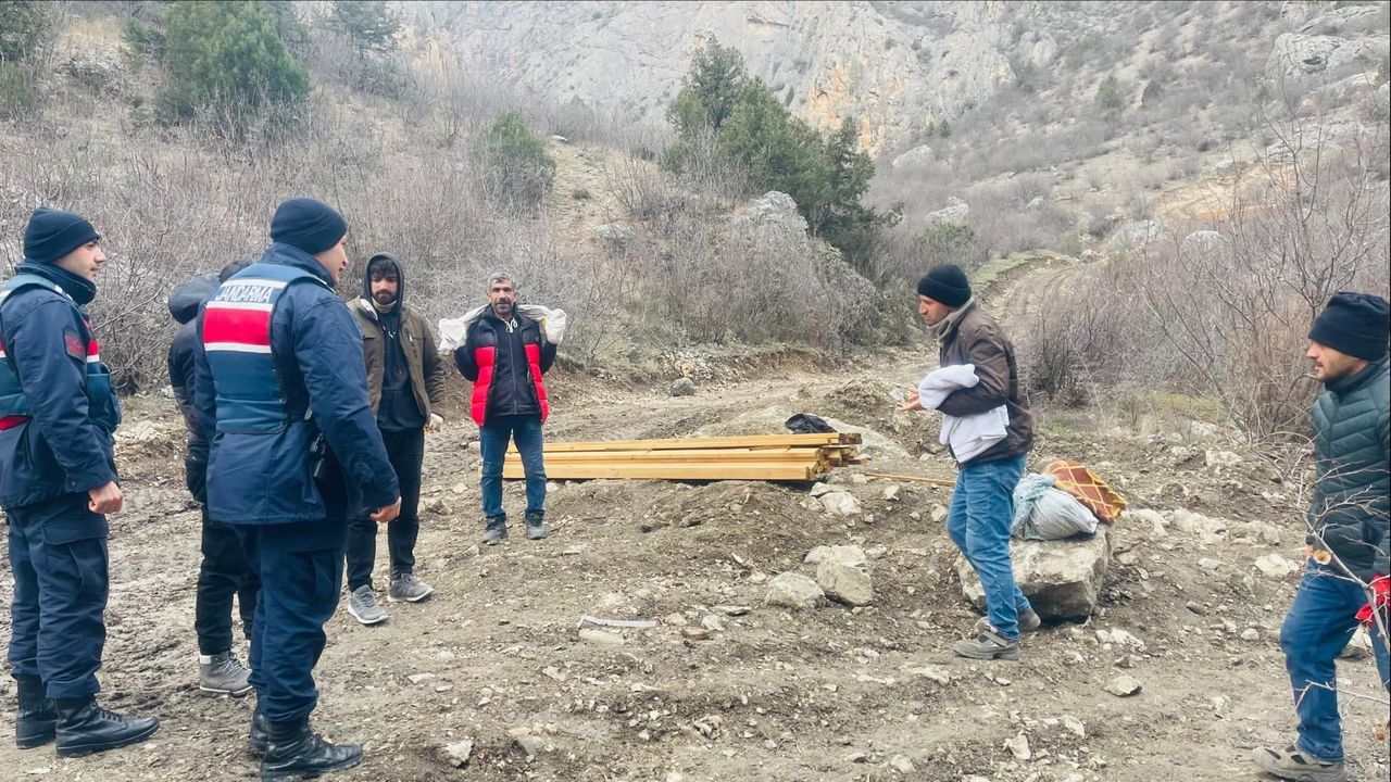 Yozgat jandarması hırsızlığa karşı bilgilendirdi