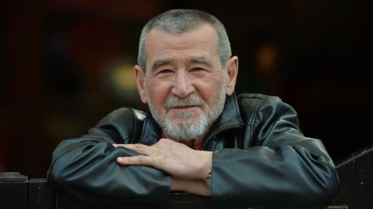 Şair ve yazar Ahmet Telli kimdir?