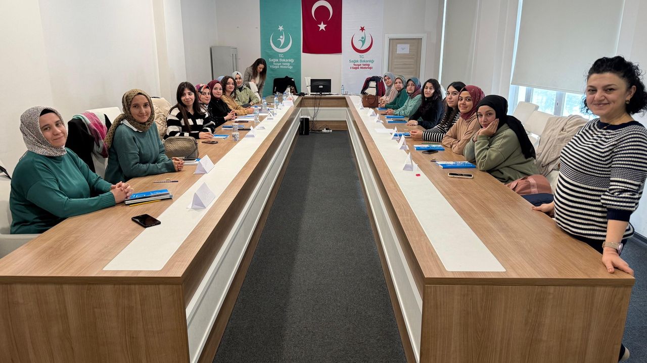 Yozgat’ta temel yenidoğan bakımı eğitimi tamamlandı