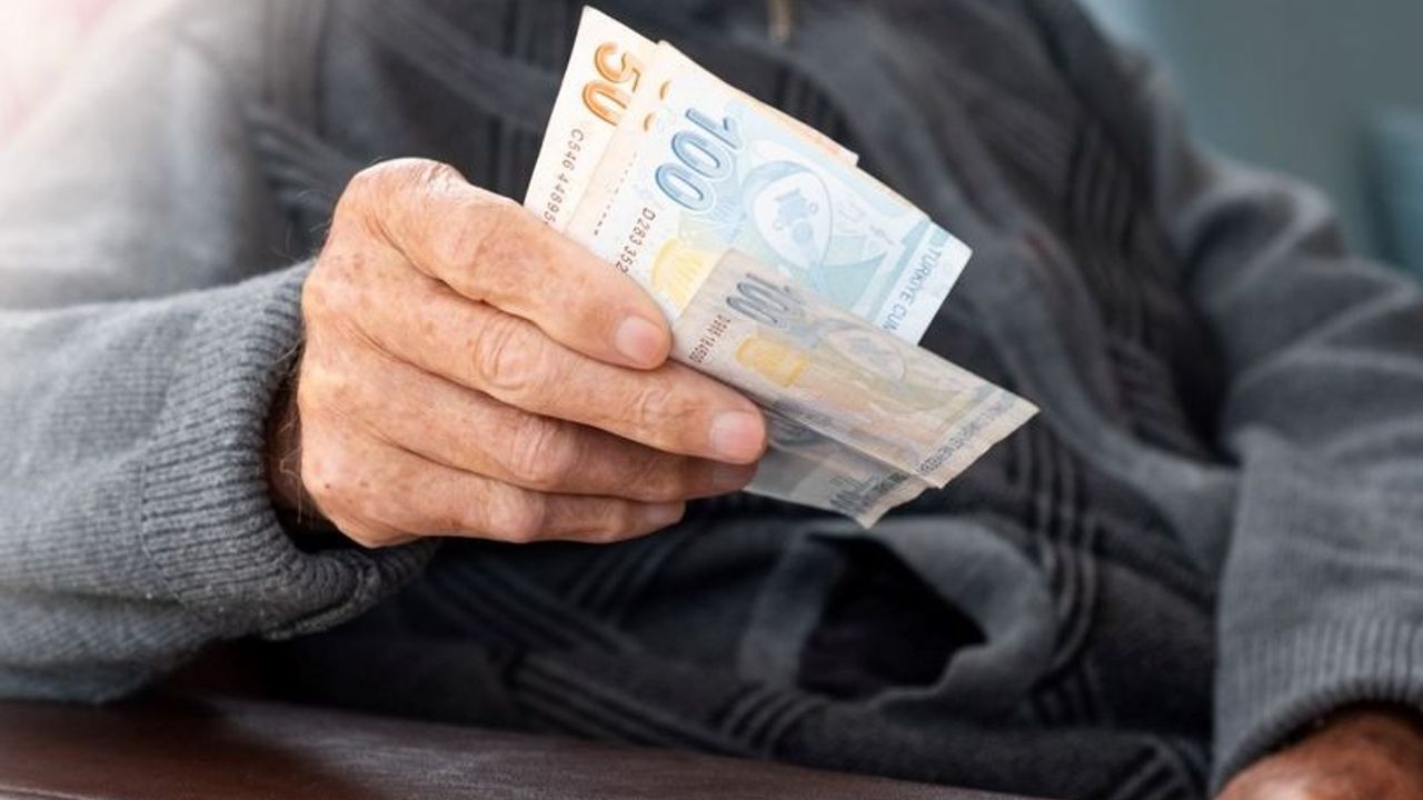 Tüm emekliler alabilir… 50 bin lira ödeme yapılacak!