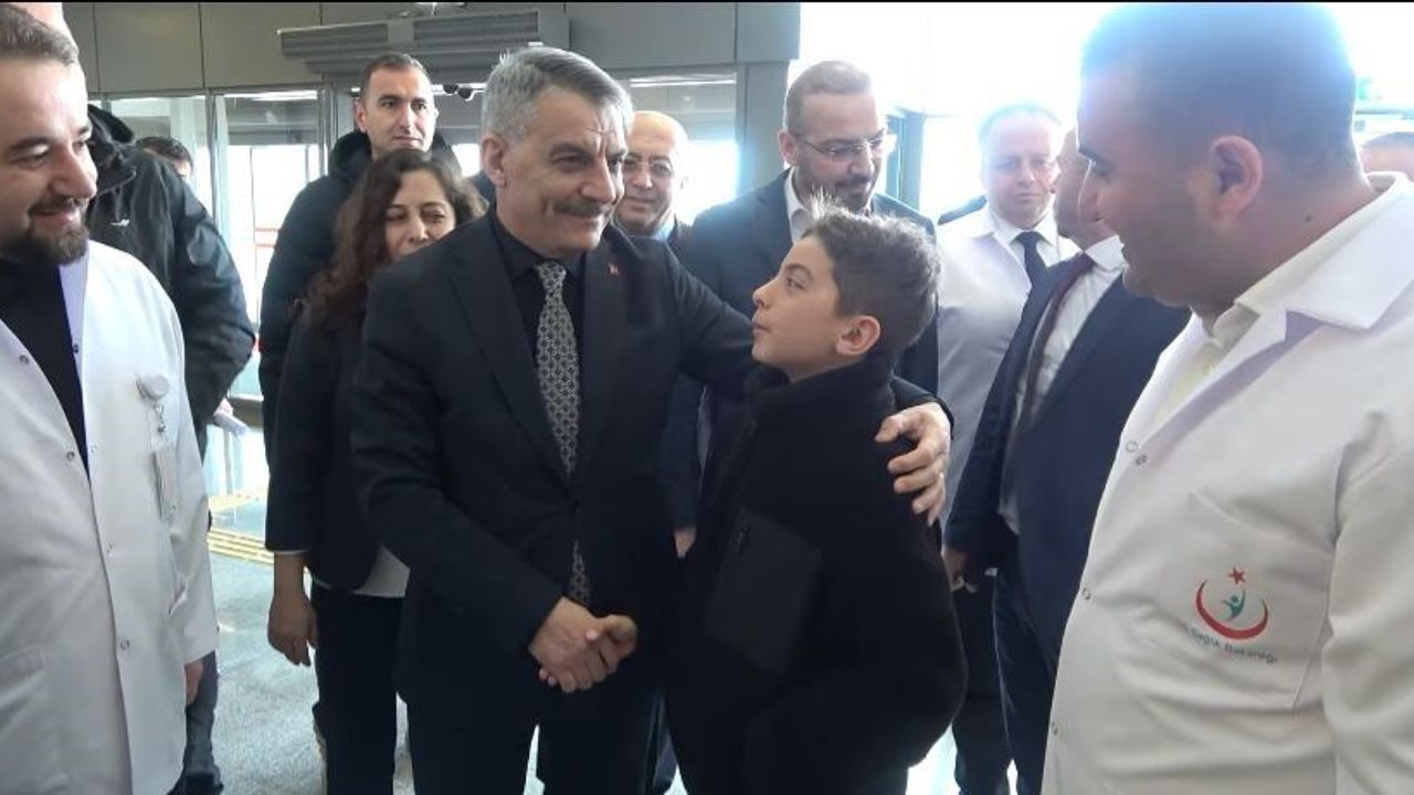 Yozgat'ta Vali ile öğrencinin tatil pazarlığı gülümsetti