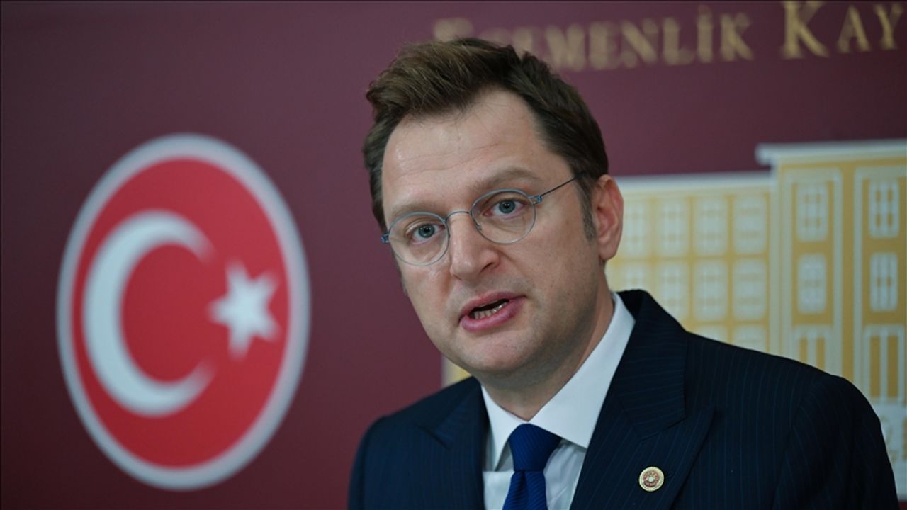 İstanbul Milletvekili Halit Yerebakan kimdir?