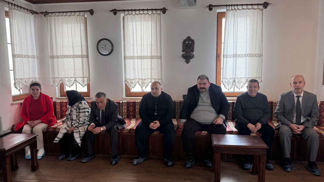 Arabaşı sofrasında engelleri birlikte aştılar