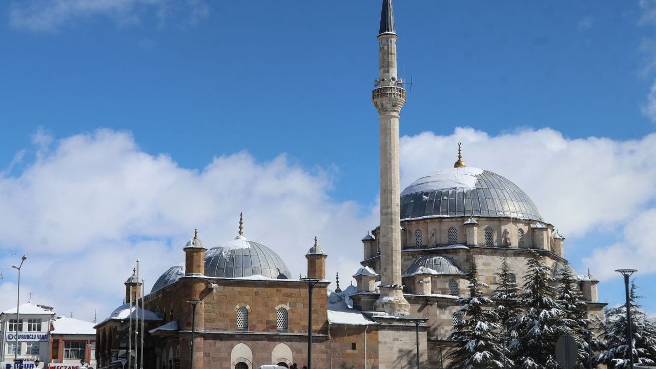 Yozgat'ta görenleri hayran bırakan motifler!