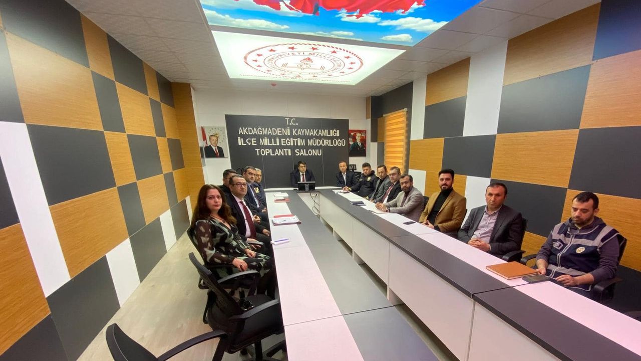 Akdağmadeni’nde koordinasyon kurulu toplantısı