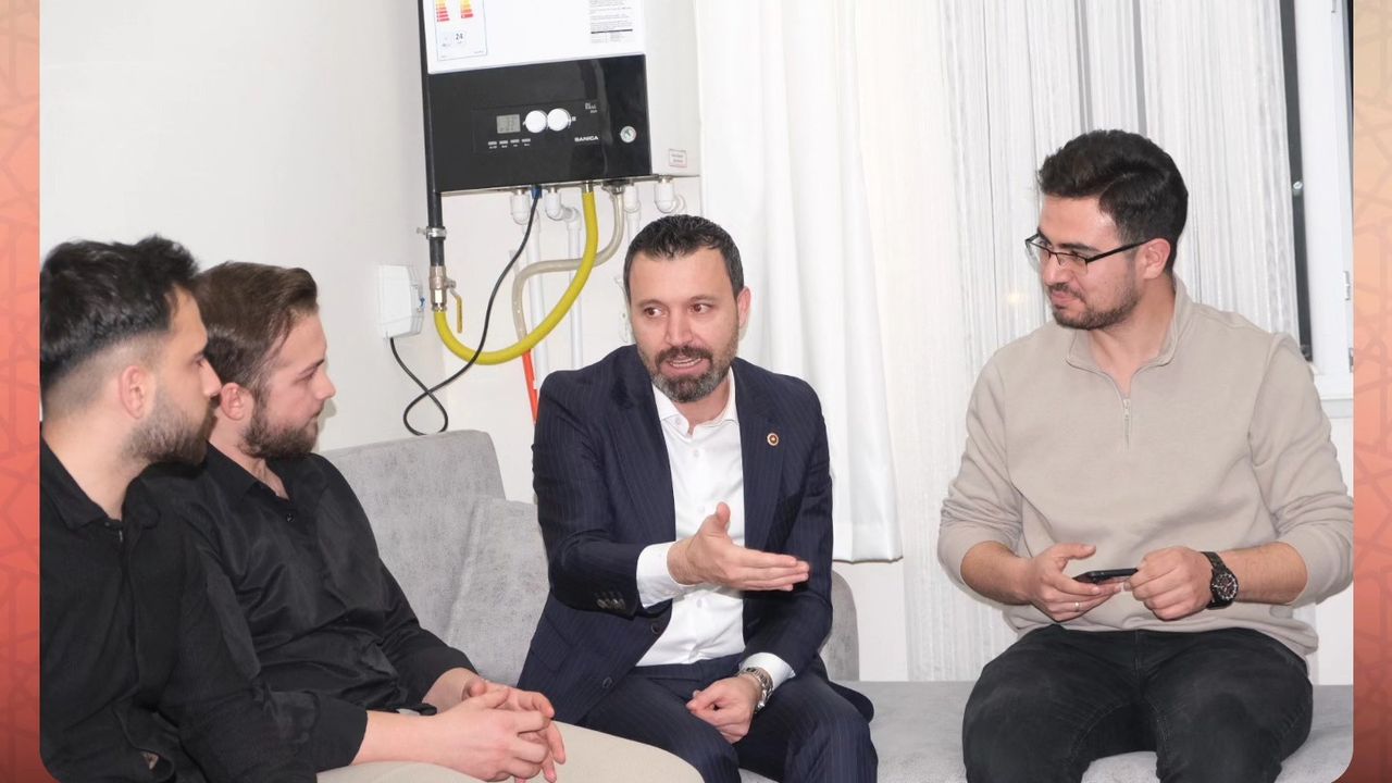 Yozgat Milletvekili öğrencileri evlerinde ziyaret etti