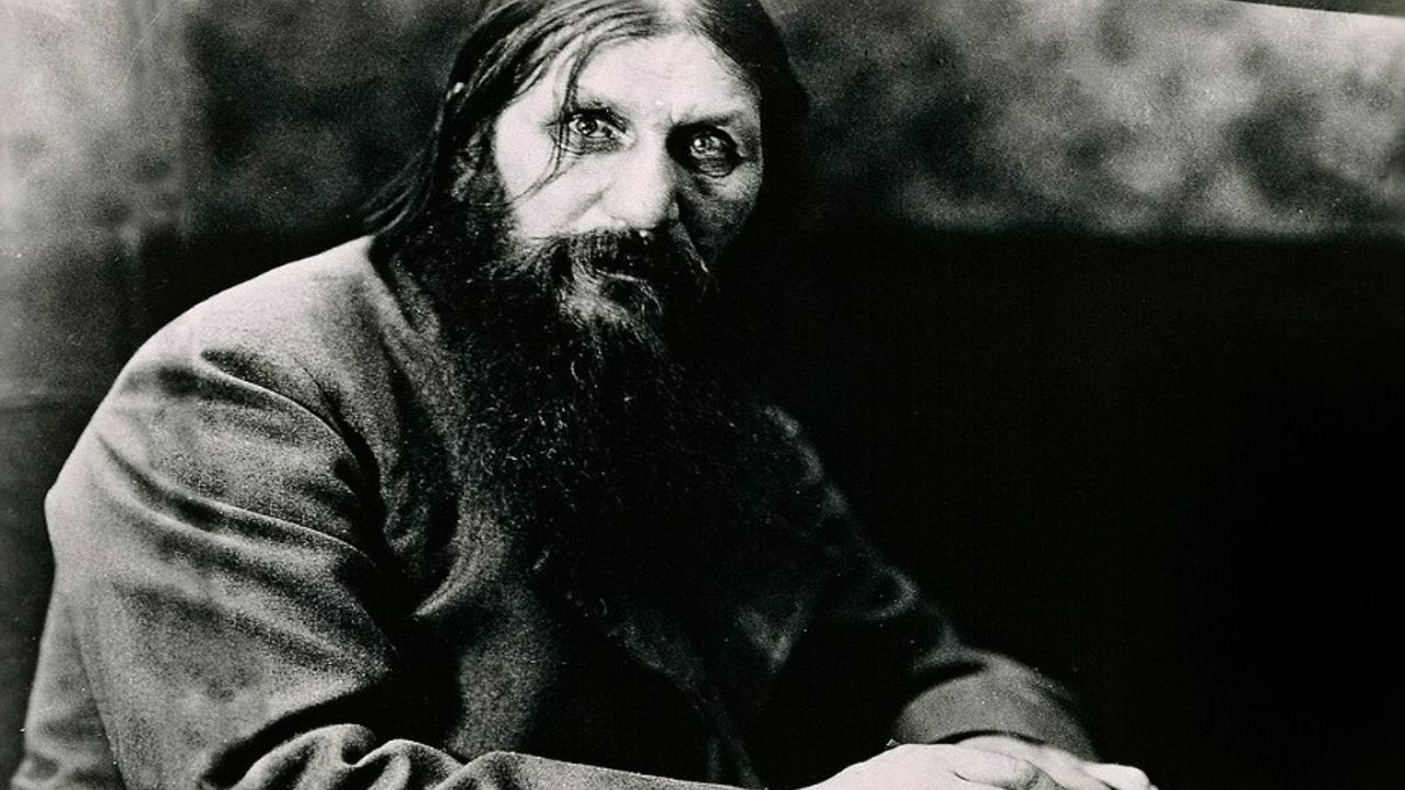 Doğa üstü güçleri olduğu düşünülen Rasputin kimdir?