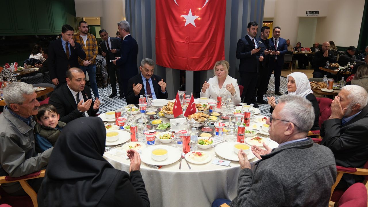 Anlamlı günde anlamlı iftar