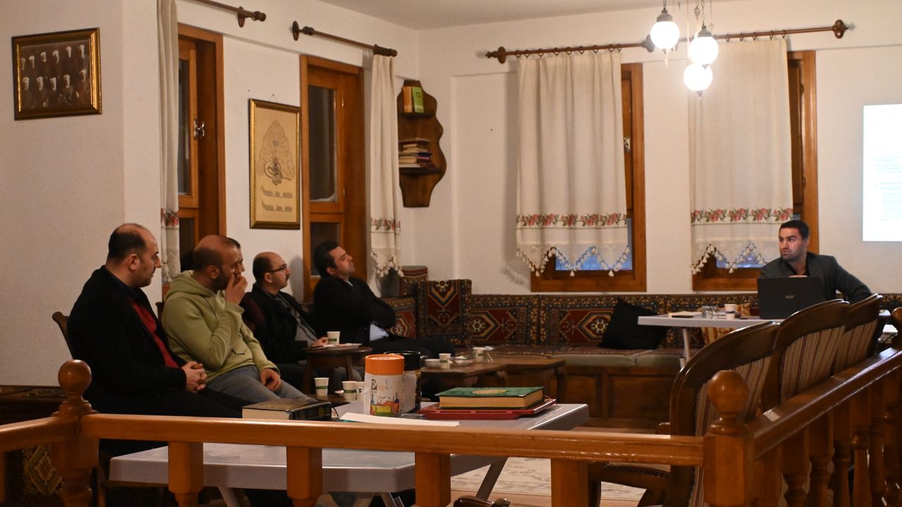 Yozgat Türk Ocağı “Ocakbaşı Sohbetleri” programına Mustafa Özalp konuk oldu