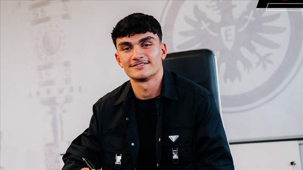 En iyi futbolcular listesinde ilk 10’a giren Can Uzun kimdir?