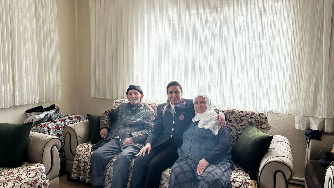 Yozgat Jandarmasından şehit ailesine anlamlı ziyaret