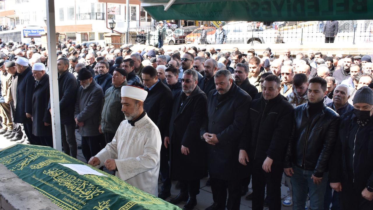 İbrahim Yıldız dualarla uğurlandı