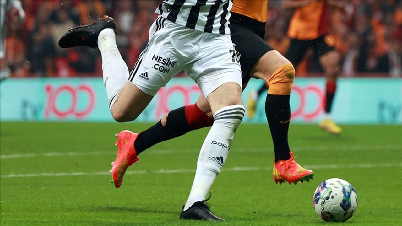 Beşiktaş - Galatasaray derbisinin VAR hakemi açıklandı!