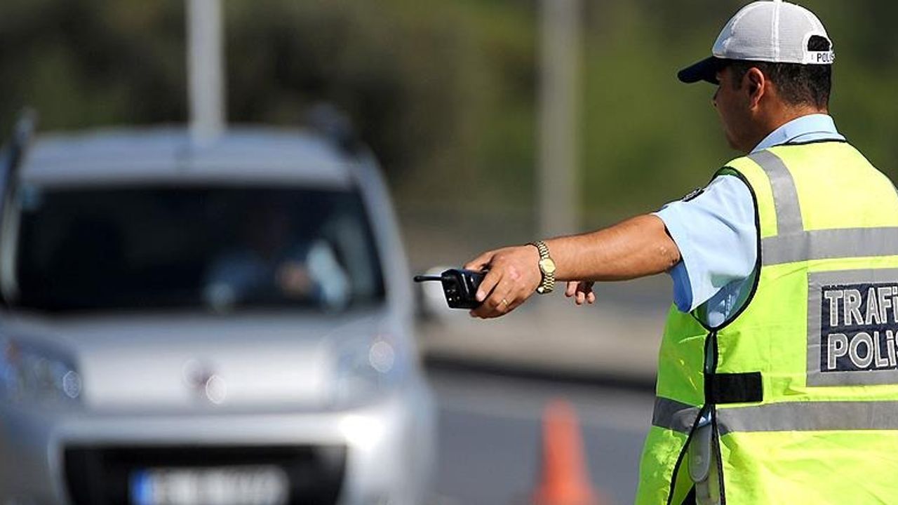 Tüm sürücüleri ilgilendiriyor:  O uygulamanın bitmesine sayılı gün kaldı!