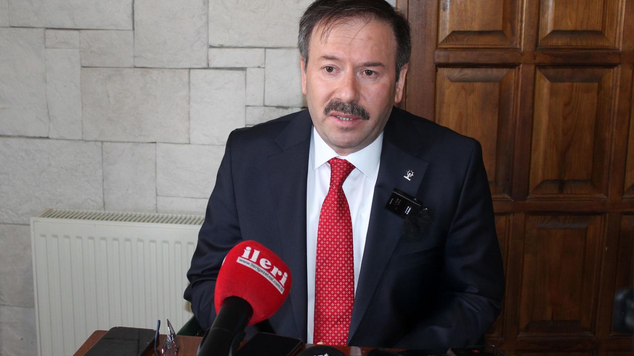 AK Parti Yozgat İl Başkanı'ndan Boykot açıklaması: Ekonomiye zarar veriyorlar!