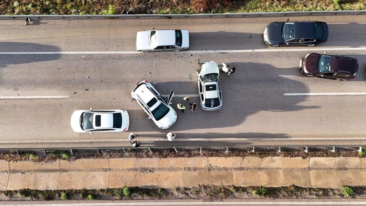 Bayram tatili sona erdi... Kilit kavşakta trafik felç oldu!