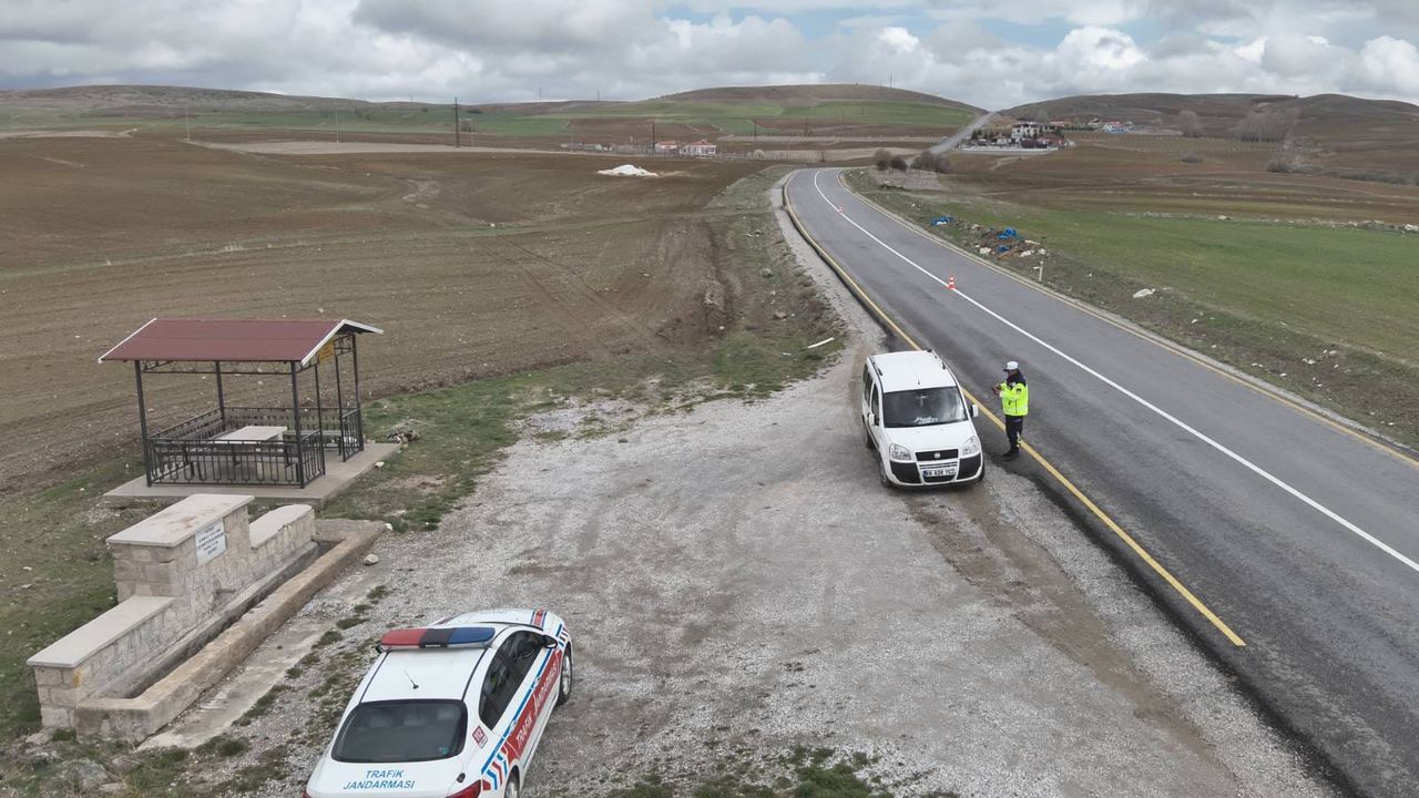 Yozgat'ta yasaklı madde taşıyan 2 şüpheli yakalandı!