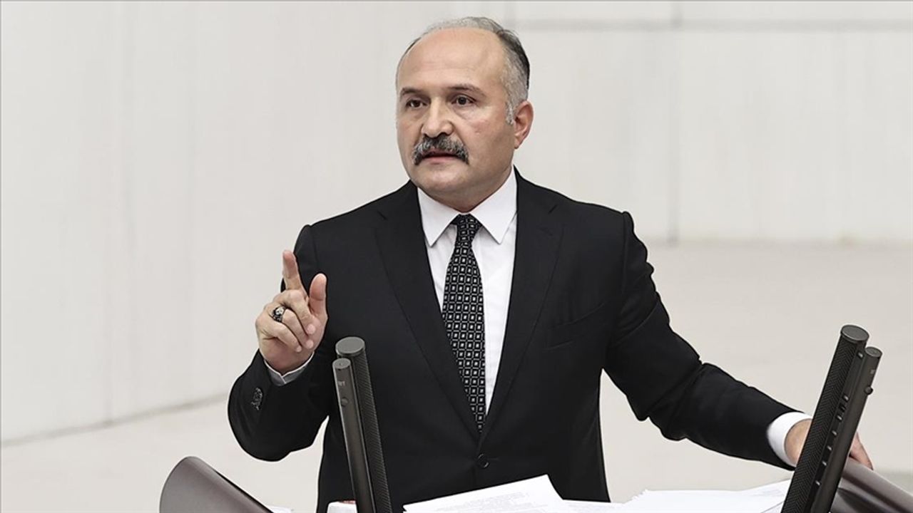 Siyasetçi Erhan Usta kimdir?
