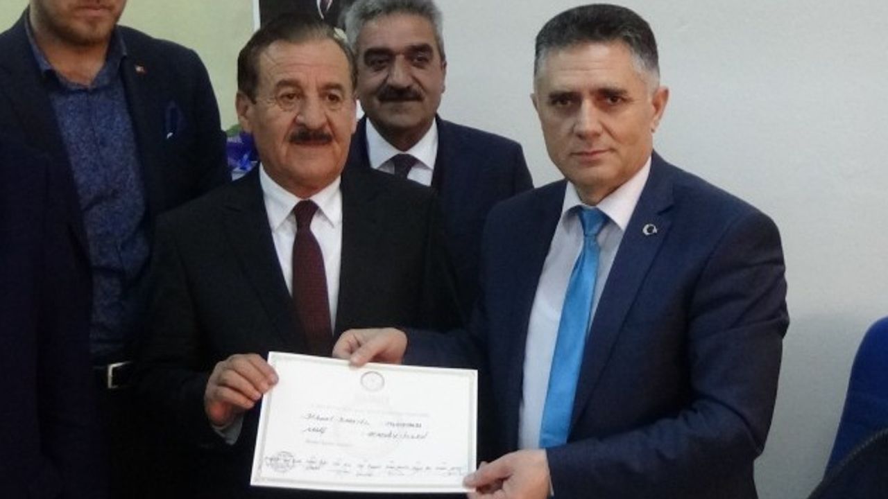 Eski Belediye Başkanı Hikmet Karayel kimdir? Neden öldü?