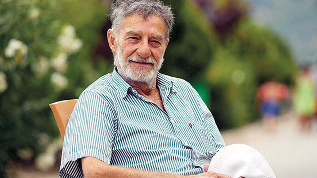 Usta oyuncu Ahmet Mekin kimdir?