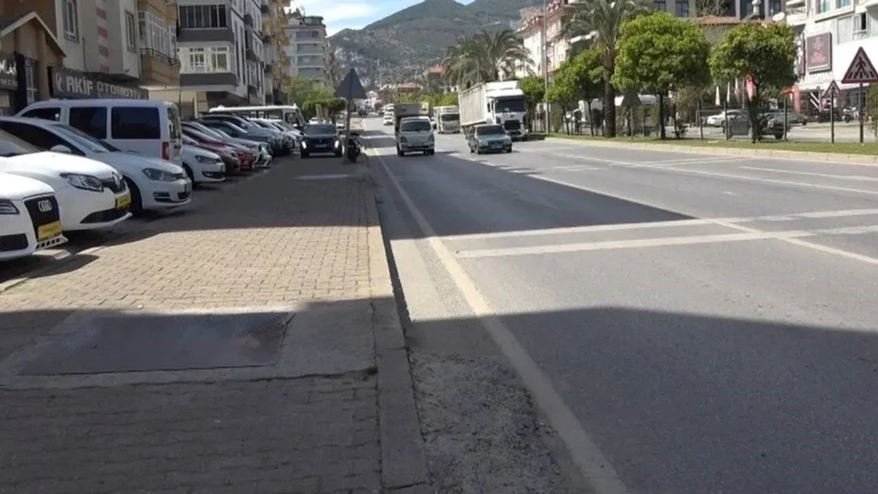 Kan donduran olay: 36 günlük bebeğini pencereden attı!