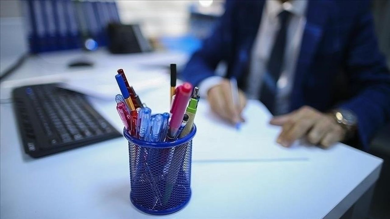 Resmi Gazete'de yayımlandı: İŞKUR kursiyerleri 30 günde iş bulacak!