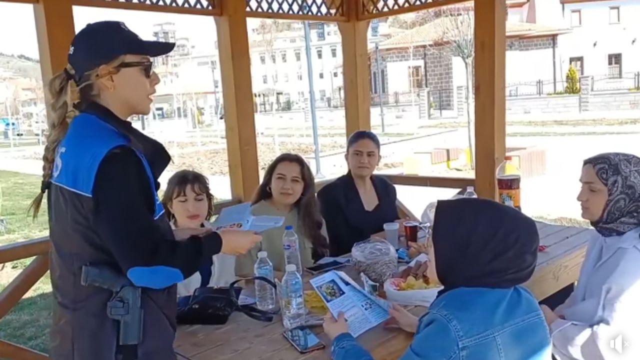 Yozgat Emniyetinden vatandaşlara trafik eğitimi