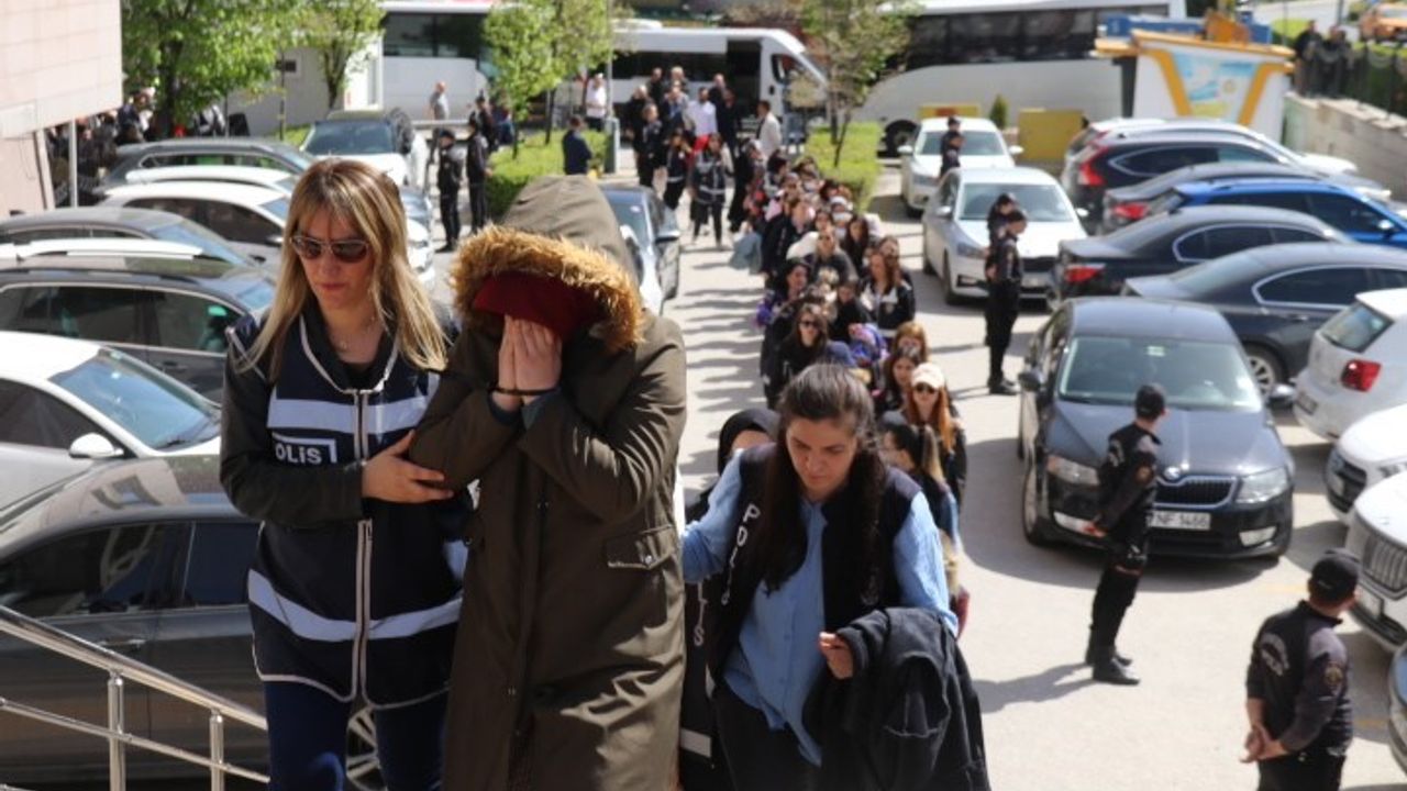 Yozgat’ta dolandırıcılık yapan 71 şüpheliden 20'si tutuklandı